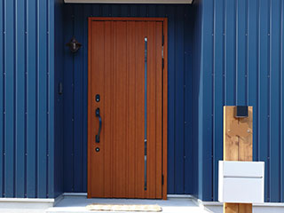 北九州イーホームの注文住宅プランE style断熱玄関ドア