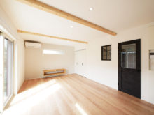 北九州市小倉南区「室内窓のあるモノトーンナチュラルなお家」