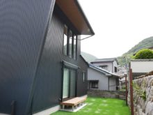 北九州市門司区「庭とつながる大空間リビングのある家」