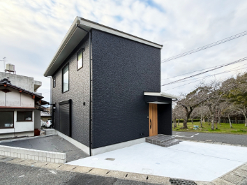 北九州市小倉北区「コスパのいいパッシブスタイルの家」の外観写真