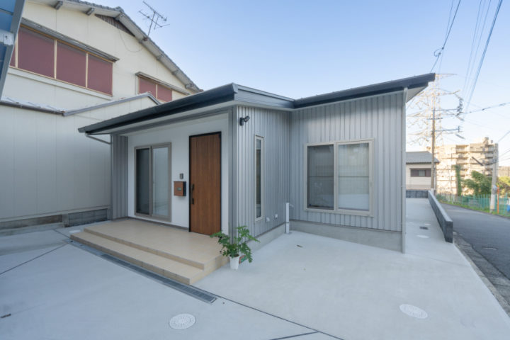 北九州市八幡東区「50代夫婦が暮らす平屋の終の棲家」