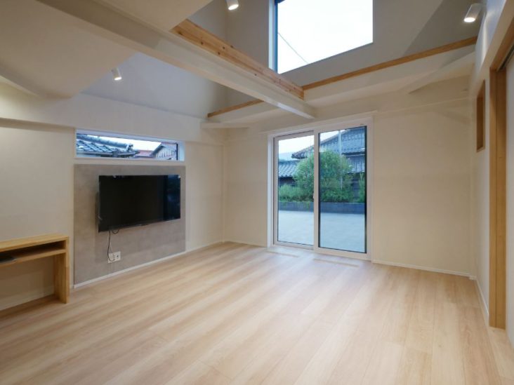 北九州市小倉南区「吹き抜けリビング×家事動線が整う高性能化リノベ」