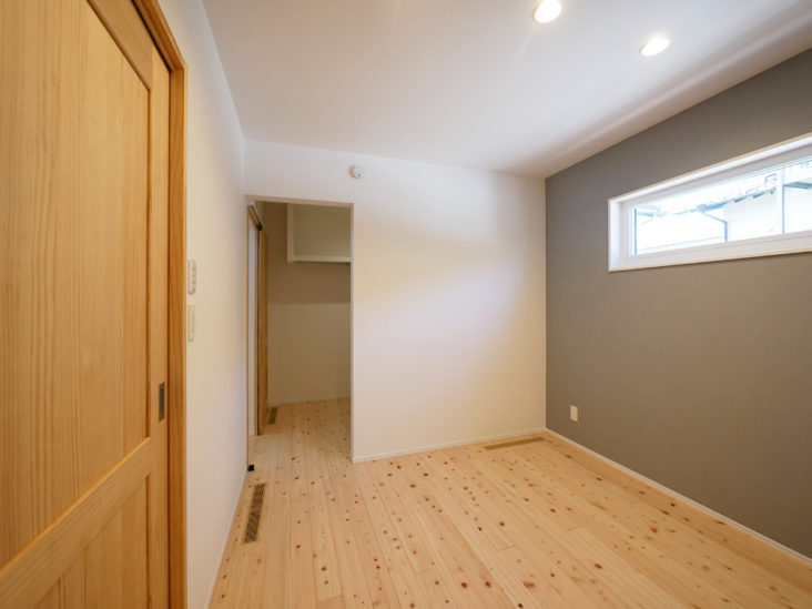 遠賀郡「大きな吹き抜けと家事ラク動線のある家」