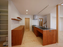 遠賀郡「大きな吹き抜けと家事ラク動線のある家」