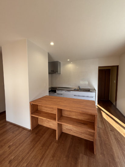 北九州市小倉南区「築48年断熱性能向上リノベ～家事動線が整うカフェ併設住宅～」