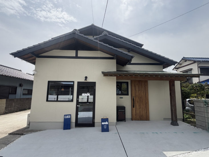 北九州市小倉南区「築48年断熱性能向上リノベ～家事動線が整うカフェ併設住宅～」