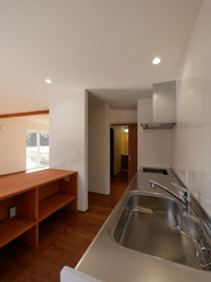 北九州市小倉南区「築48年断熱性能向上リノベ～家事動線が整うカフェ併設住宅～」