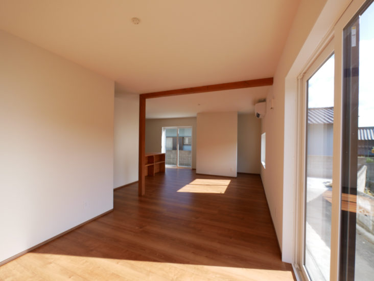 北九州市小倉南区「築48年断熱性能向上リノベ～家事動線が整うカフェ併設住宅～」