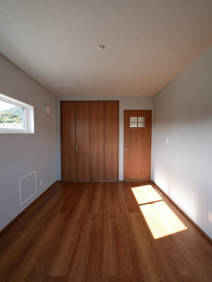 北九州市小倉南区「築48年断熱性能向上リノベ～家事動線が整うカフェ併設住宅～」