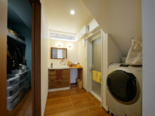 北九州市小倉南区「築48年断熱性能向上リノベ～家事動線が整うカフェ併設住宅～」